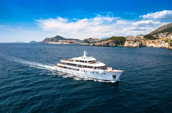Yolo Cruising Yacht Charter Croatia