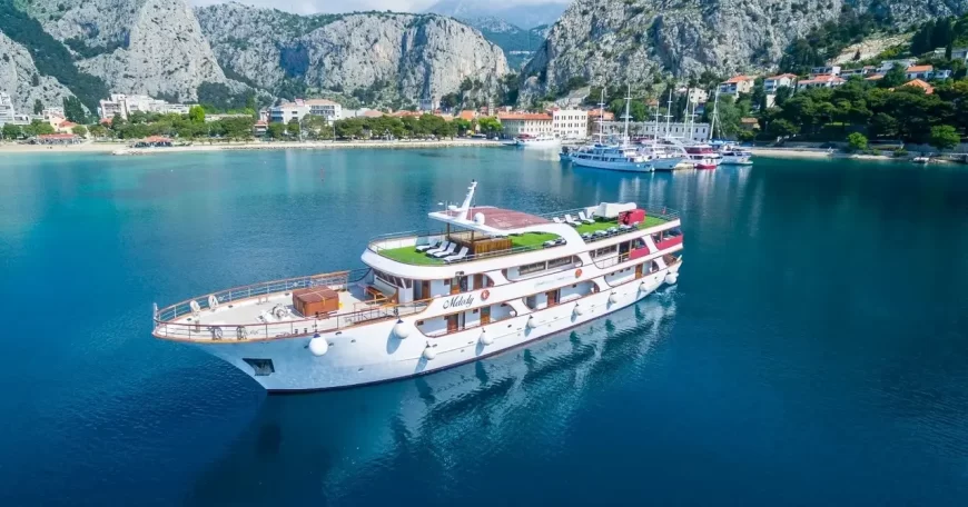 Melody Mini Cruiser Croatia Small Ship Charter