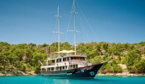 Luna Yacht Croatia Holidays Charter