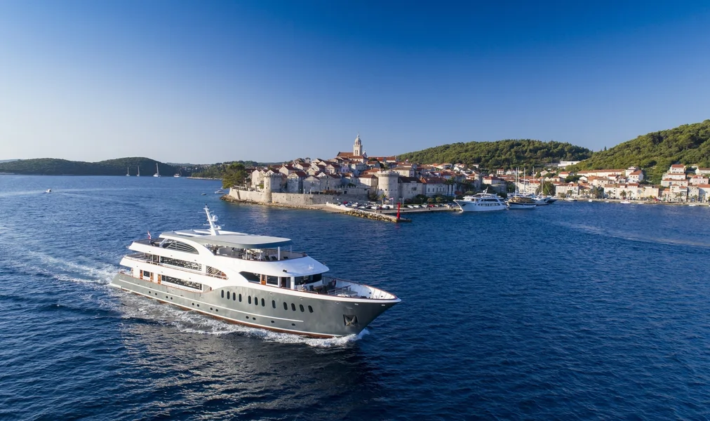 Agape Rose Mini Cruiser for Luxury Cruising in Croatia